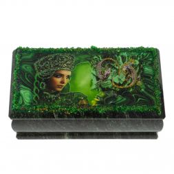 Шкатулка &amp;quot;Хозяйка медной горы&amp;quot; из змеевика 18х9х8 см