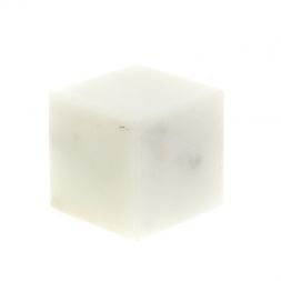 Кубик из из белого мрамора 3 см