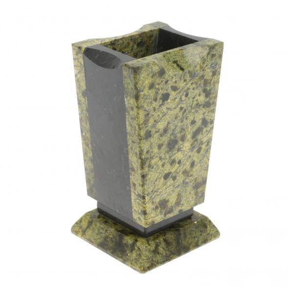 Карандашница из змеевика 6,5х6х11,5 см 129691