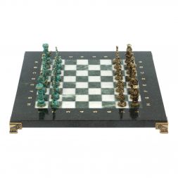 Шахматы &amp;quot;Рыцари&amp;quot; фигуры бронза / патина 28х28 см из змеевика и мрамора