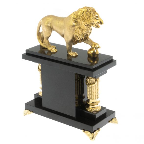 Часы &amp;quot;Лев с шаром&amp;quot; из малахита 129279