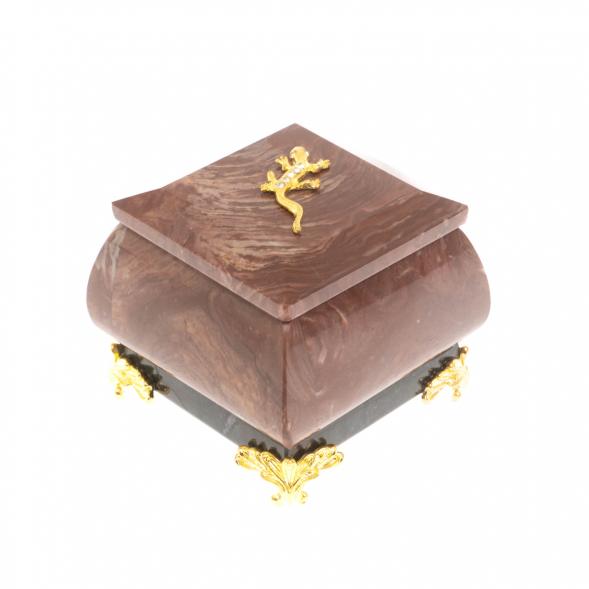 Шкатулка квадратная с ящерицей камень лемезит 6х6х5 см 129822