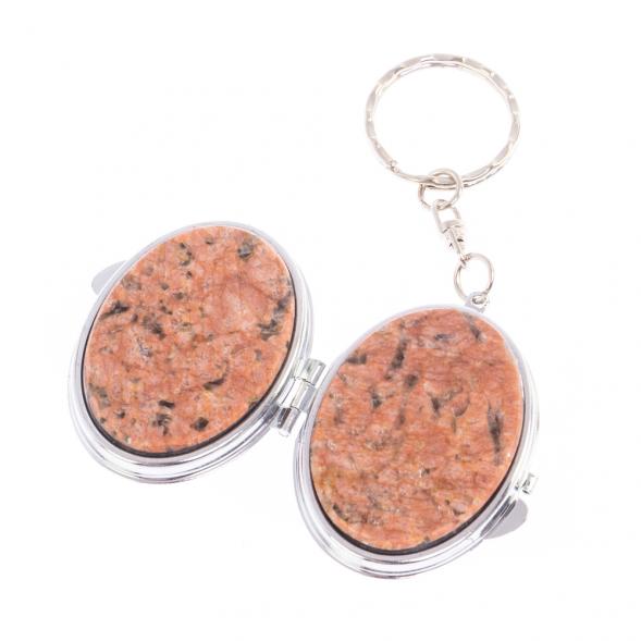 Складное зеркало брелок из камня пегматит овальное 126657