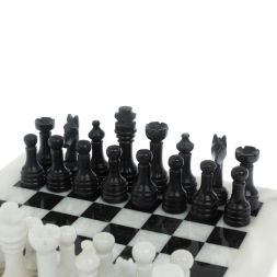 Каменные шахматы "Узоры" из мрамора доска 25х25 см