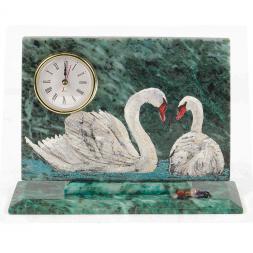 Часы &amp;quot;Лебеди&amp;quot; змеевик