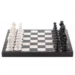 Шахматы из мрамора и змеевика 43х43 см