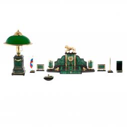 Настольный набор из малахита &amp;quot;Лев с шаром&amp;quot; с лампой