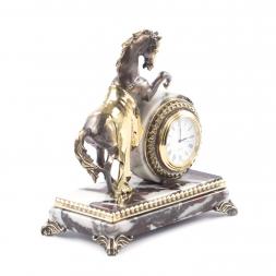Декоративные часы из бронзы и мрамора &amp;quot;Конь на дыбах&amp;quot;