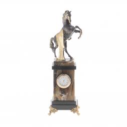 Часы &amp;quot;Конь с попоной&amp;quot; офиокальцит бронза