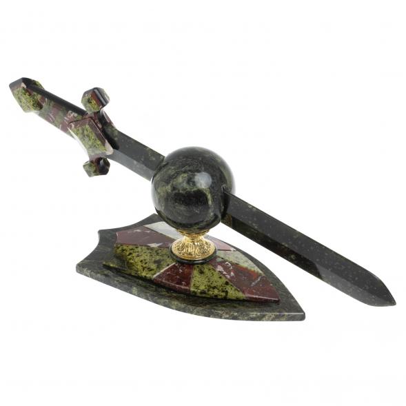Настольный сувенир &amp;quot;Меч в шаре&amp;quot; змеевик креноид 127769