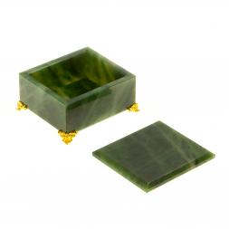 Шкатулка из нефрита 9х8х5 см