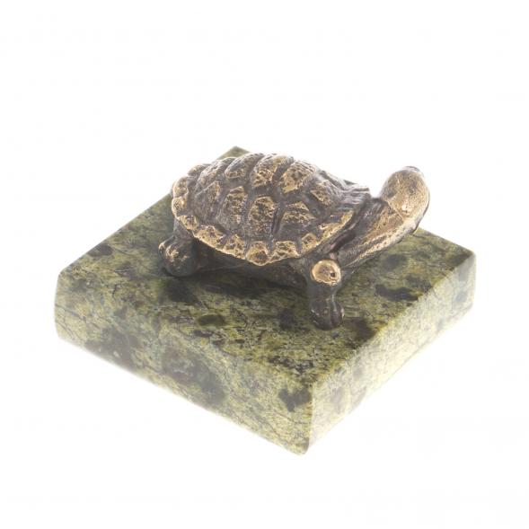 Статуэтка из бронзы &amp;quot;Черепаха №1&amp;quot; на подставке из змеевика 124179