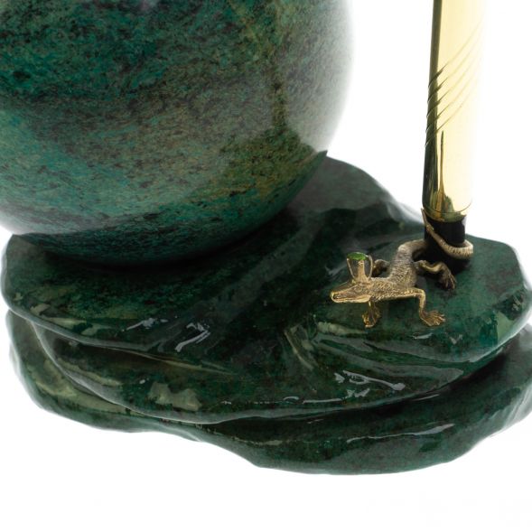 Композиция с шаром &amp;quot;Ящерица на скале&amp;quot; из змеевика 128768