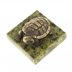 Статуэтка из бронзы &amp;quot;Черепаха №3&amp;quot; на подставке из змеевика