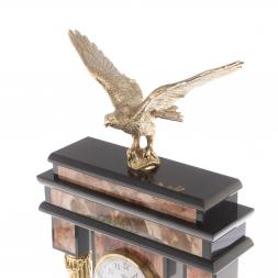 Часы &amp;quot;Горный орел&amp;quot; из яшмы и бронзы