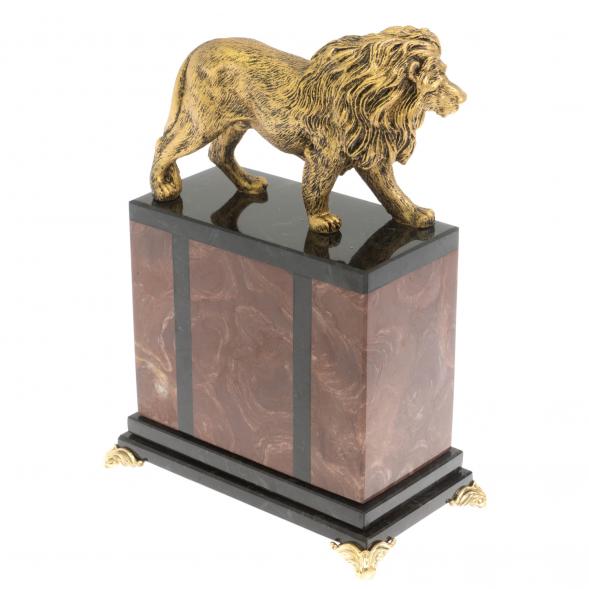 Настольные часы из камня &amp;quot;Гордый лев&amp;quot; лемезит 117898