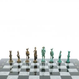 Шахматы "Отечественная война 1812 г. " фигуры бронза / патина 40х40 см серый мрамор