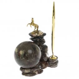 Композиция с шаром "Лошадь на скале" с ручкой камень конгломерат