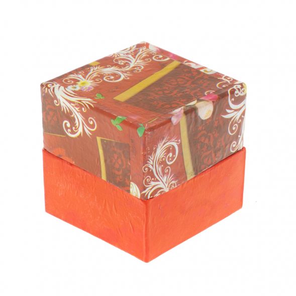 Пирамида из камня змеевик 7х7х7,5 см (3) 128995