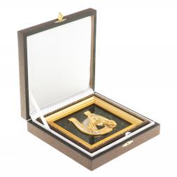 Панно &amp;quot;Подкова с лошадью&amp;quot; из нефрита