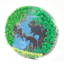 Панно из камня на подставке "Медведи у ручья" 19х3,5х13 см