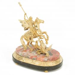 Бронзовая статуэтка &amp;quot;Георгий Победоносец&amp;quot; на постаменте из камня креноид