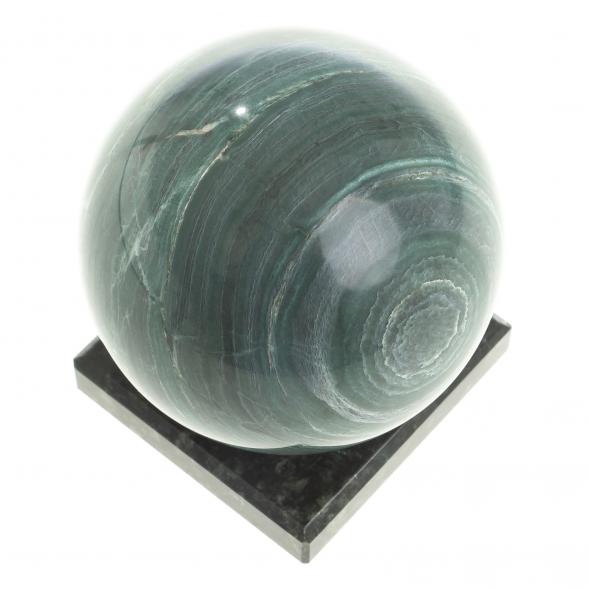 Шар из офиокальцита темный 7,5 см на подставке из змеевика 122822
