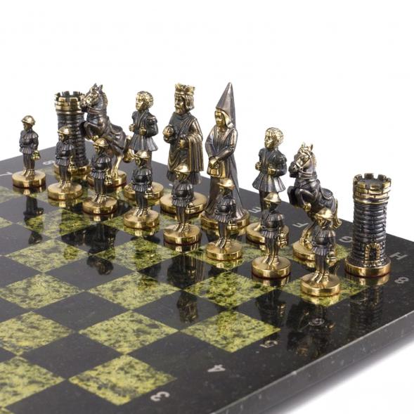 Шахматы подарочные &amp;quot;Камелот&amp;quot; из бронзы и змеевика 40х40 см 118058