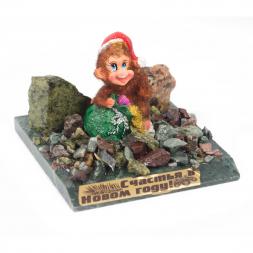 Сувенир &amp;quot;Обезьянка с зеленым мешком №3&amp;quot; змеевик