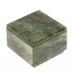 Шкатулка из нефрита 6х6х4,5 см