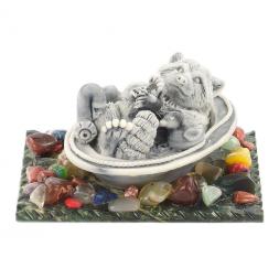 Сувенир &amp;quot;Енот купается&amp;quot; из мрамолита