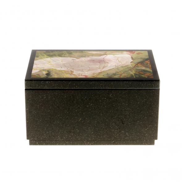 Шкатулка из яшмы 10,7х7,5х6 см 124269