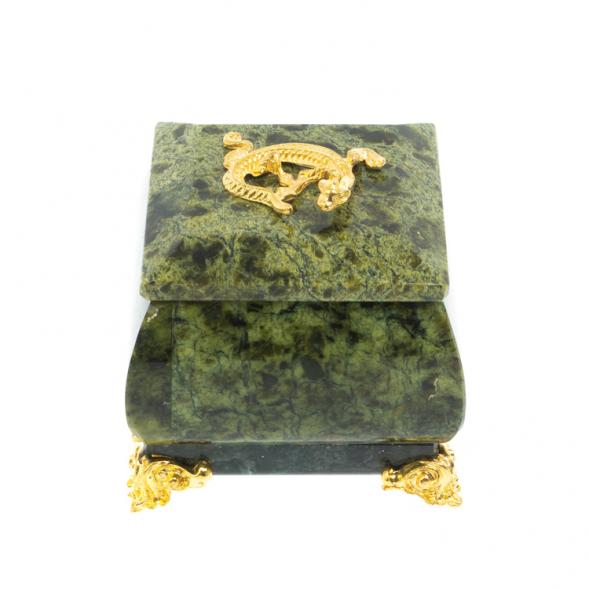 Шкатулка с ящерицей из змеевика 6х6х6 см 128254