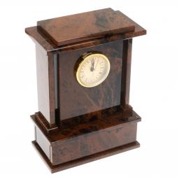 Настольные часы из коричневого обсидиана