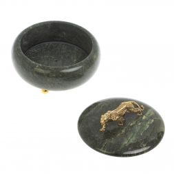 Шкатулка круглая "Гепард" из шабровского змеевика 15х15х12 см