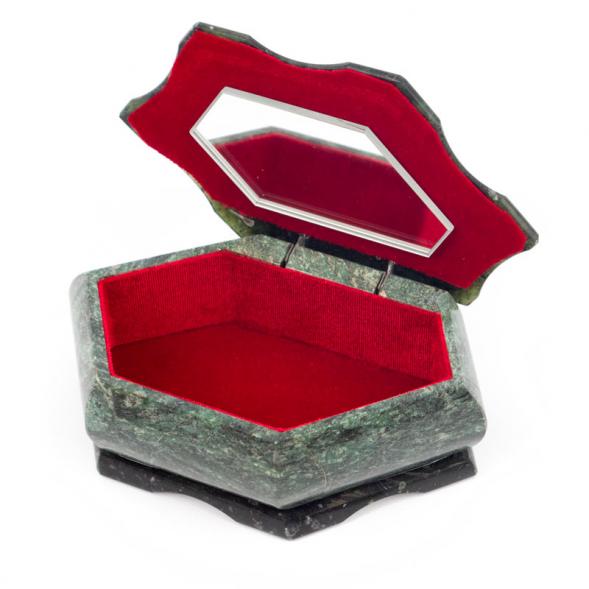 Шкатулка &amp;quot;Лепесток&amp;quot; малая камень змеевик 14х8х7 см 116500