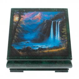 Шкатулка &amp;quot;Водопад&amp;quot; из змеевика 18х18х8 см