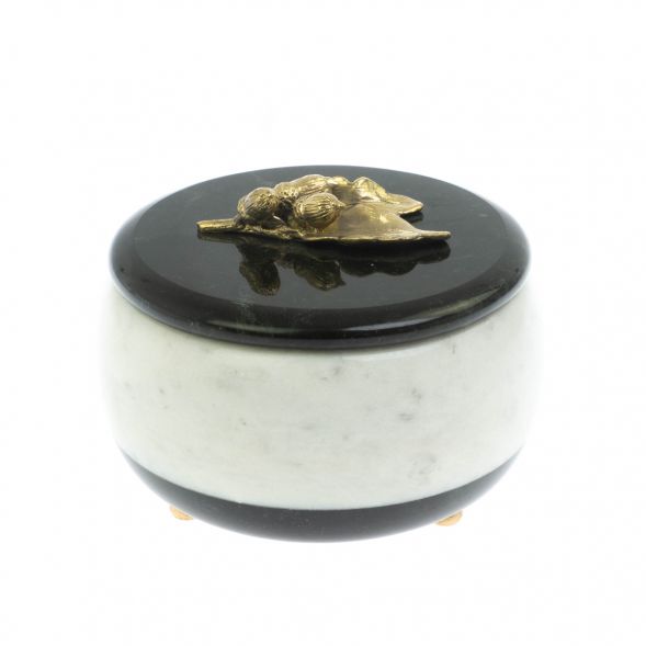 Шкатулка круглая &amp;quot;Желуди&amp;quot; из мрамора и змеевика 10,5х10,5х7,5 см 129085