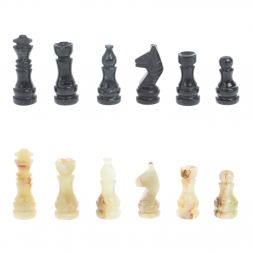 Сувенирные шахматы " Битва" камень оникс мрамор доска 20х20 см