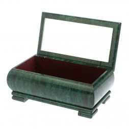 Шкатулка &amp;quot;Медведица с медвежатами&amp;quot; из змеевика 18х10х8,5 см