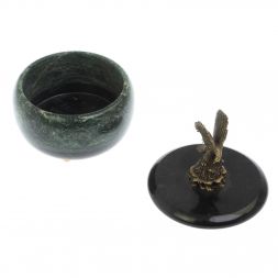 Шкатулка круглая "Орел" из темно-зеленого змеевика 10,5х10,5х13,5 см