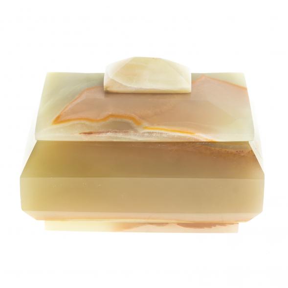 Шкатулка из оникса прямоугольная 10,3х7,5х6,7 см (3х4) 123948