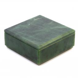Шкатулка из саянского нефрита 10х10х4,2 см