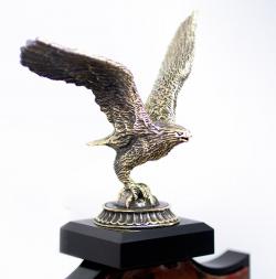 Каминные часы с канделябрами &amp;quot;Охота&amp;quot; из натуральной яшмы и бронзы