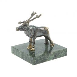 Статуэтка &amp;quot;Северный олень&amp;quot; из бронзы и змеевика