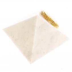 Настольные часы &amp;quot;Пирамида&amp;quot; 12х12х11 см из белого мрамора