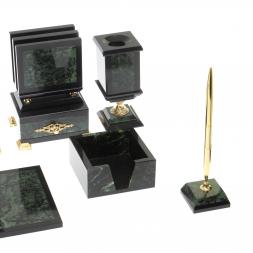 Настольный набор "Георгий Победоносец" из нефрита