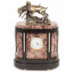 Каминные часы из камня и бронзы &amp;quot;Гончие собаки&amp;quot;