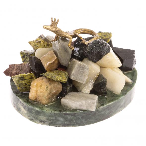 Сувенир &amp;quot;Ящерица на горке&amp;quot; из камня и бронзы 116917