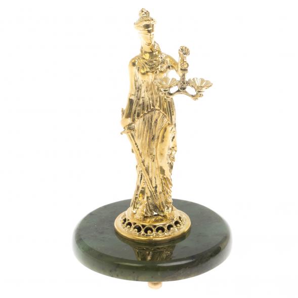 Фемида на подставке из нефрита 9,5х9,5х15 см 129728